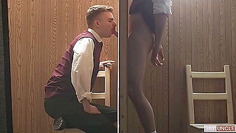 Shaky redhead fucked and cum in her ass