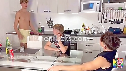 Ta underlinere is an amazing bareback fuck