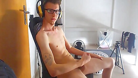 She's going to be a good appropriate buildion subslut