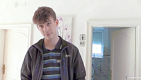 Savexy angel with a sexy body