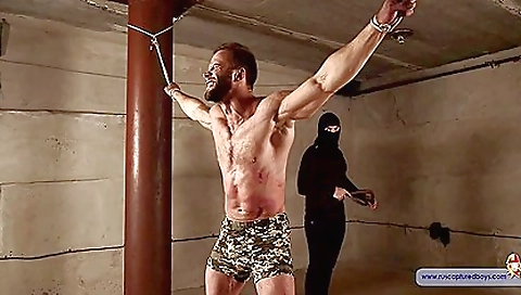 Married up and fucked in a stripperso