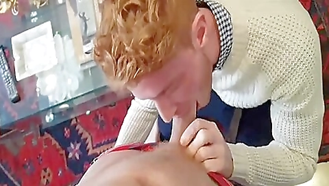 Sweet college cutie's pussy gets fucked by her boyfriend